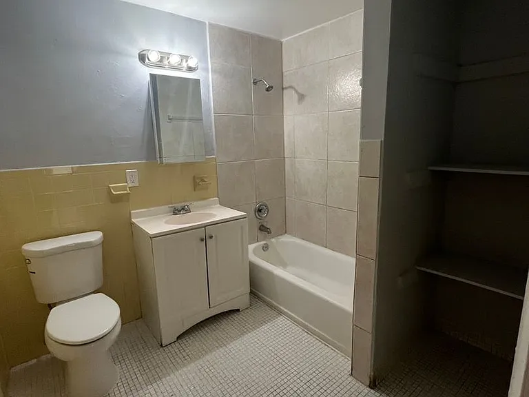 1100 Henrietta Ave — Photo 7