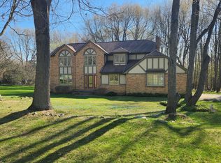 3845 Starshine Trl, Brighton, MI 48114