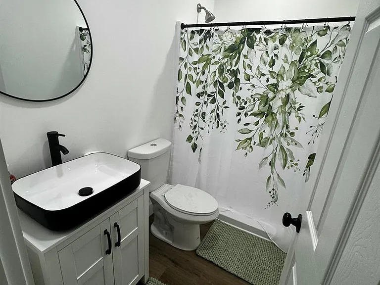 7030 NW 22nd Way — Photo 7