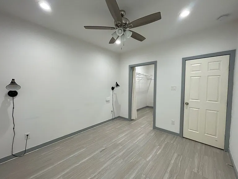 5226 Ridgevan Dr — Photo 4