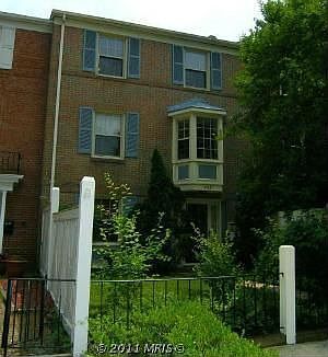 1st image of 4521 Arendale Sq