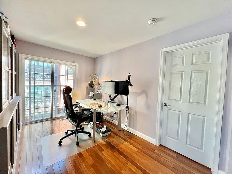 201 Dey St #110 — Photo 11