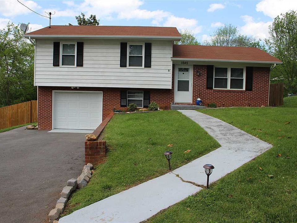 1st image of 1845 Rolling Brook Dr NE