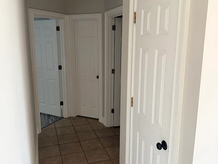 9608 Ethridge Ln — Photo 10