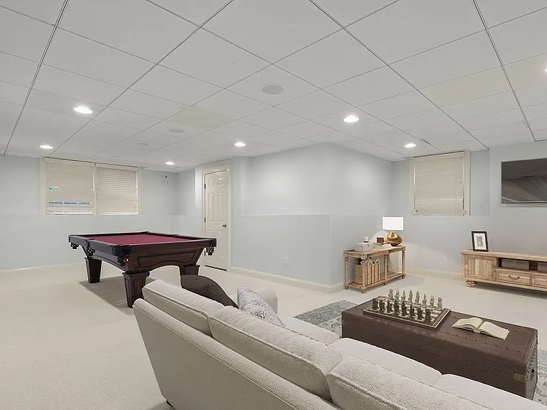 12 Ronald C Meyer Dr — Photo 26