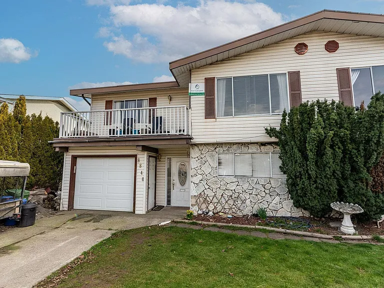 8840 Hazel St — Photo 1