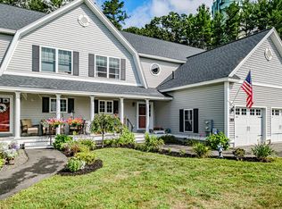 25 Chamberlain Way #25, Kennebunk, ME 04043