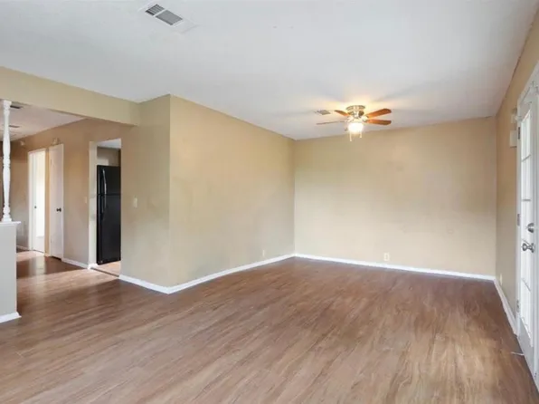 5801 Tall Timbers Dr, New Orleans, LA 70131