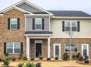 439 Indian River Dr, Jefferson, GA 30549