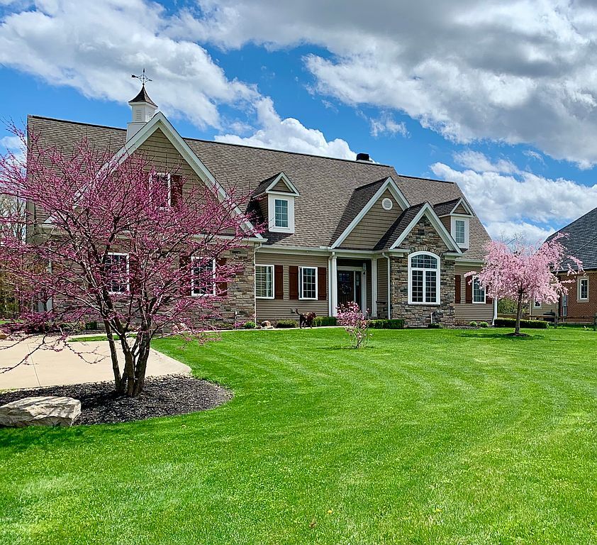 2651 Brainard Rd - Property Image