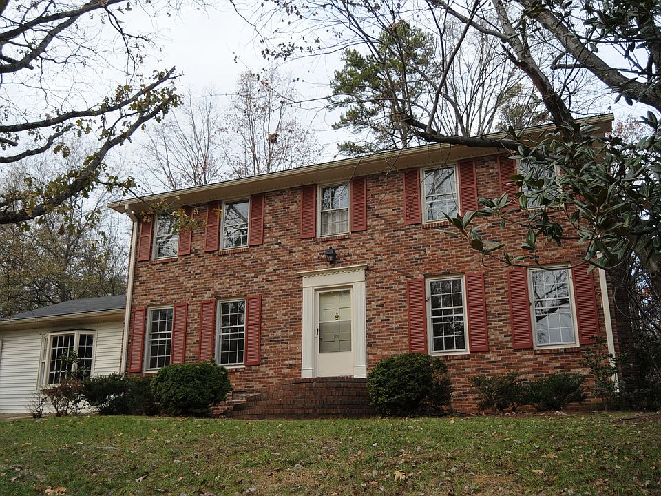 100 Peachtree - Front