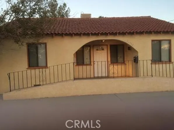 38588 9th St E, Palmdale, CA 93550