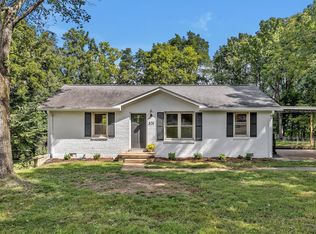 321 Lee Dr, Columbia, TN 38401
