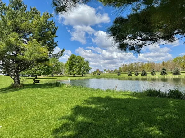 13818 Thayer Rd, Hebron, IL 60034