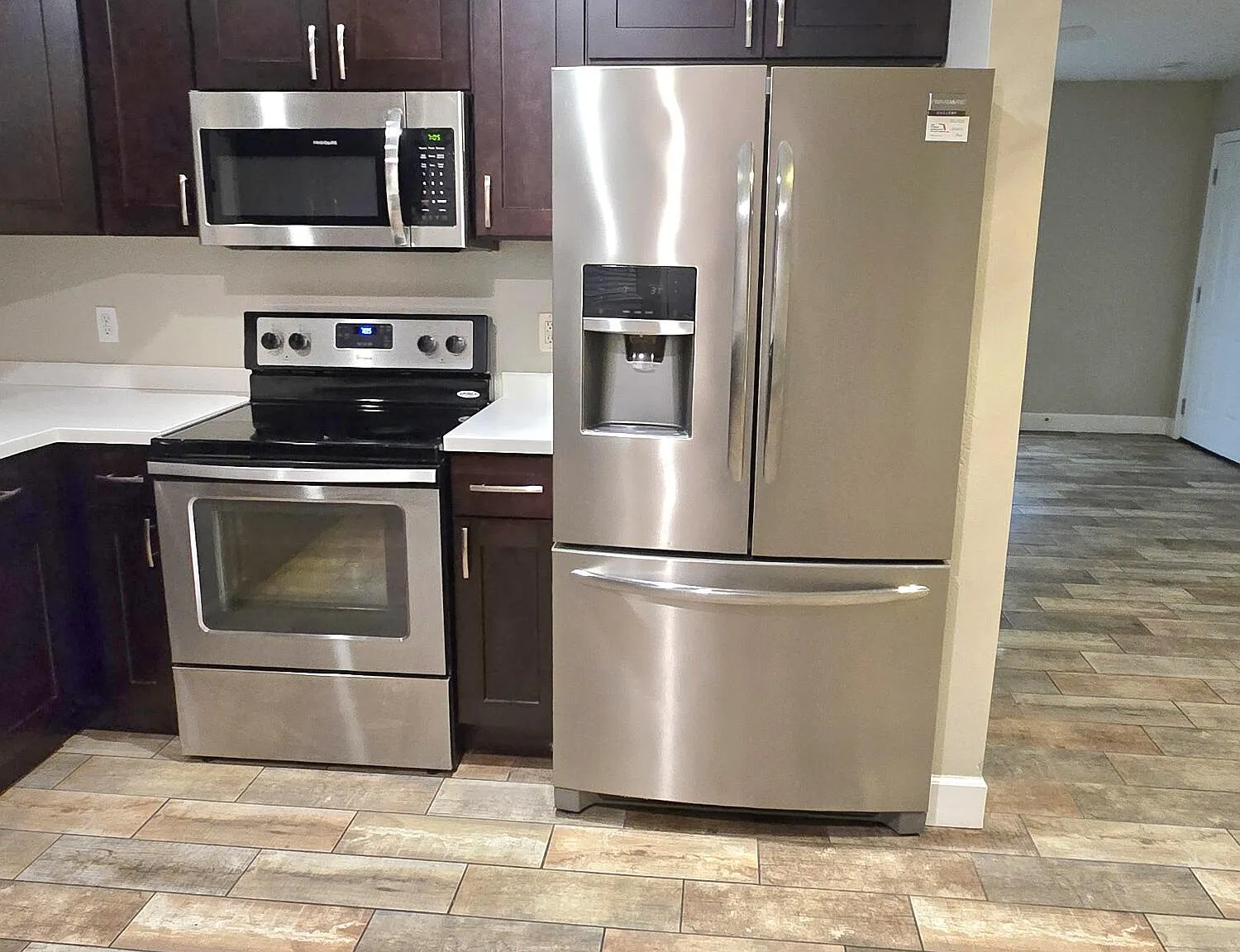 3 bed, 1.5 bath, 1120 sqft, $1,750 — Photo 4