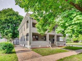 448 Plum St #1, Aurora, IL 60506