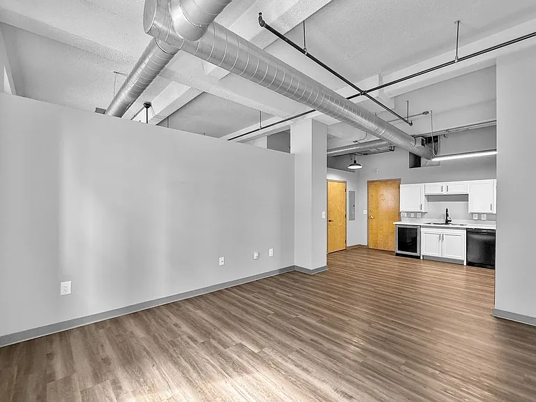 Library Lofts — Photo 15
