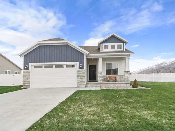 1297 E 330 S, Hyrum, UT 84319