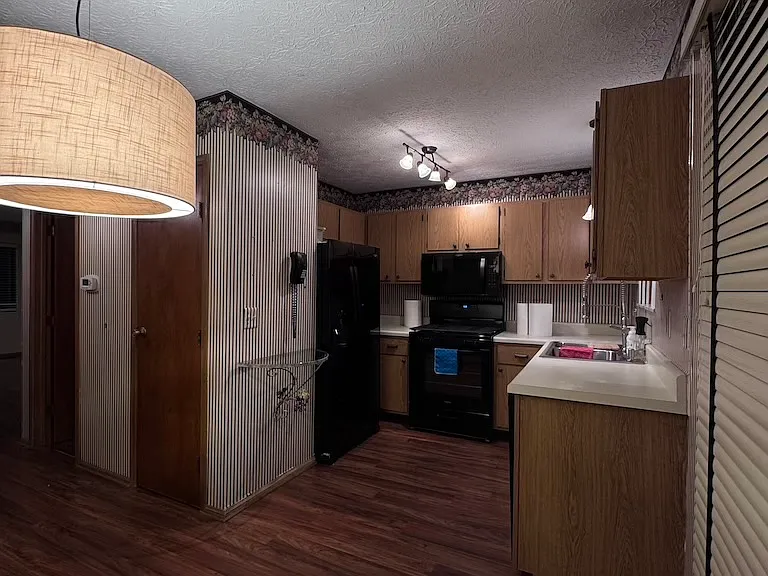 8158 Newark Ave #16 — Photo 13