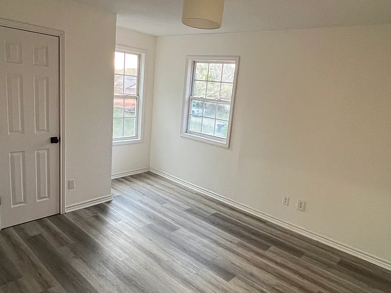 846 Mica Ln — Photo 7