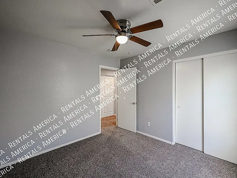 6443 W Sophie Ln — Photo 15
