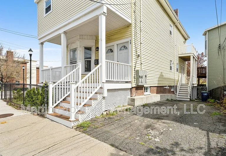 79 Derby St #2 — Photo 17
