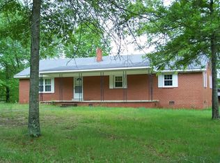 825 Oak Grove Rd, Lexington, TN 38351