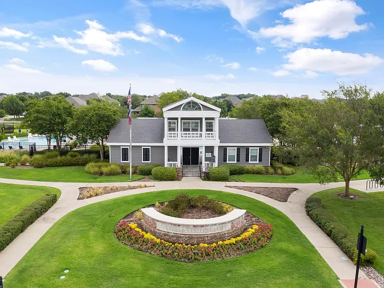 3523 Charleston Dr — Photo 30