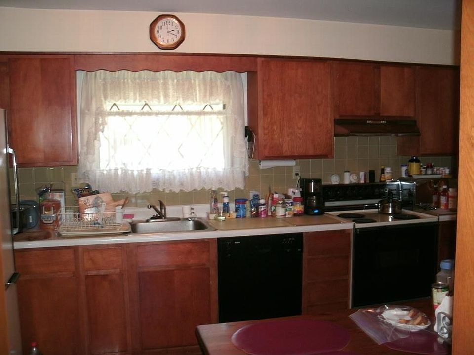 2nd image of 13 Westmore Ave