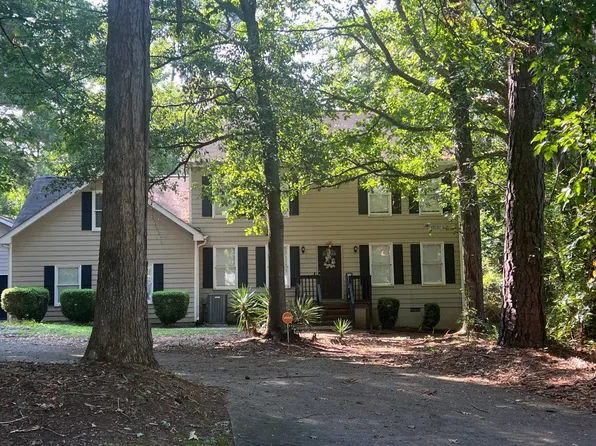 139 Hayes Cir, Rex, GA 30273