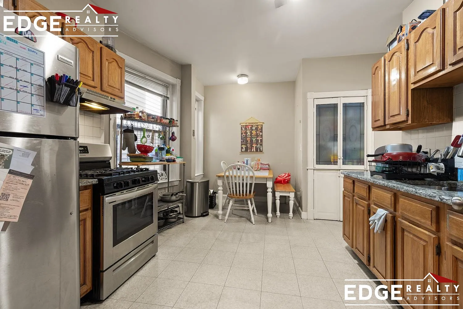 4 bed, 1.0 bath, $4,750 — Photo 2
