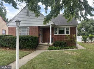 1329 E Walnut St, Hanover, PA 17331