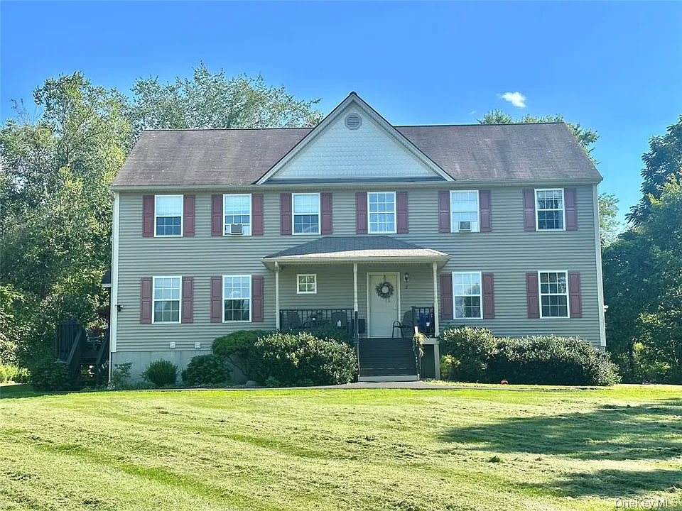 2 Bel Air Dr #1