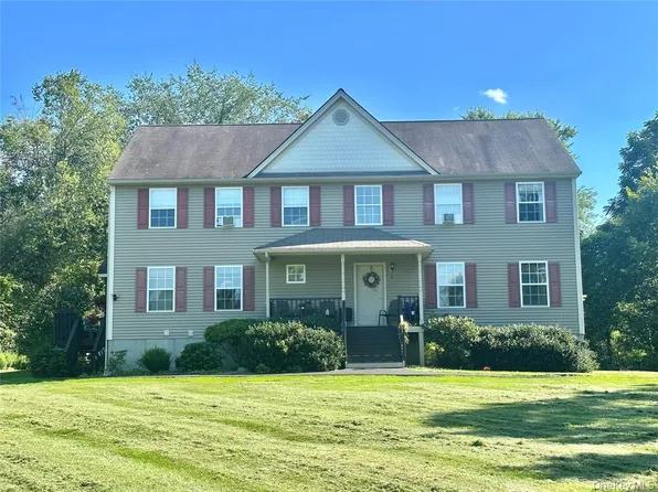 2 Bel Air Dr APT 1, Wallkill, NY 12589