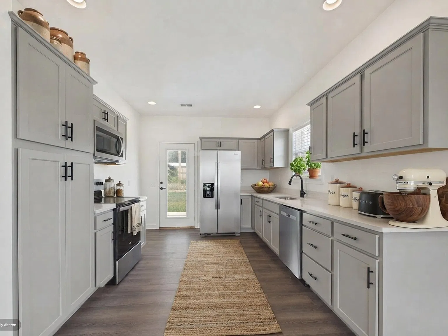 3 bed, 2.0 bath, 1252 sqft, $1,800 — Photo 3
