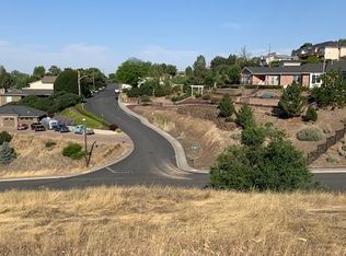 736 N Main St, Pendleton, OR 97801