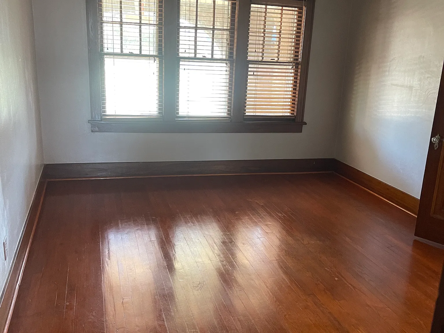 1011 NE 14th St — Photo 3