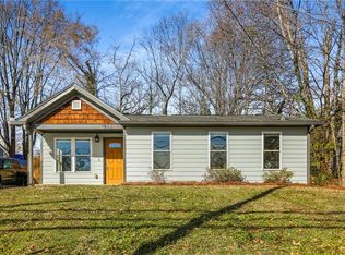 1964 Hollywood Rd NW, Atlanta, GA 30318