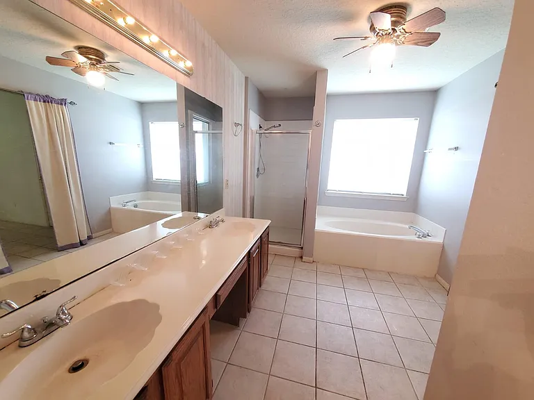 21435 Park Mill Ln — Photo 17