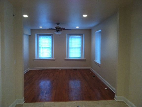 2nd image of 439 E Lincoln Hwy APT 1