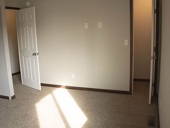 2nd image of 1708 20th Ave S #1708