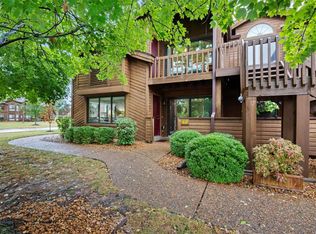 701 Hemingway Ln #A, Saint Charles, MO 63304