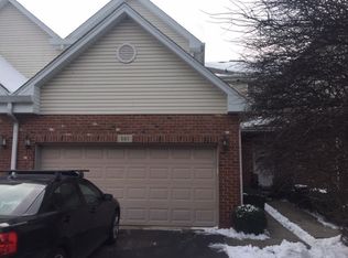 561 Goodwin Dr #561, Bolingbrook, IL 60440