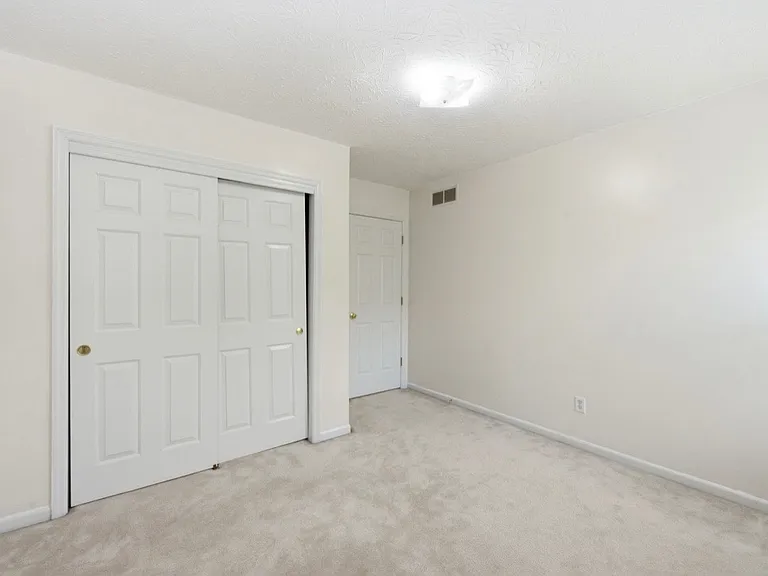7649 Tollgate Ct — Photo 23