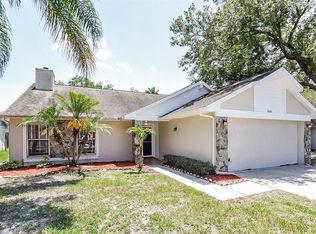 2008 Branch Tree Ln, Brandon, FL 33511