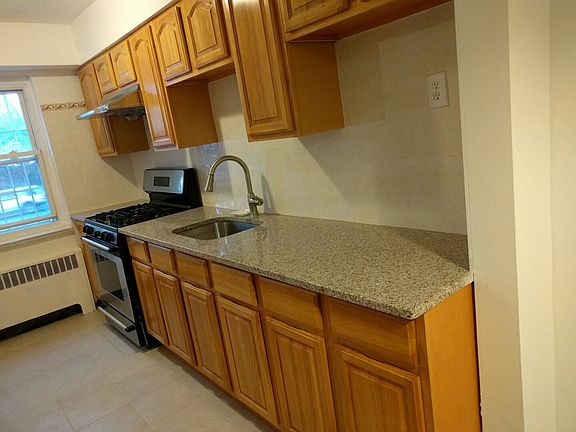 4th image of 6508 Utopia Parkway # Fl 1