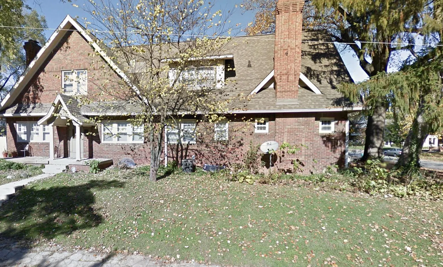 5102 Broadway St — Photo 1