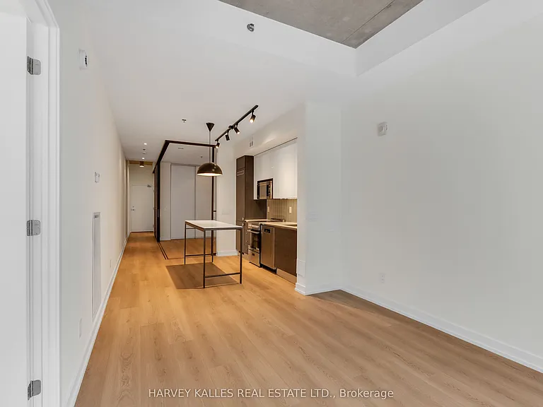 8 Dovercourt Rd #222 — Photo 23