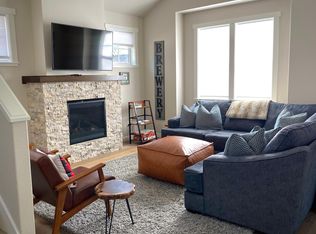 19741 SW River Camp Ln, Bend, OR 97702