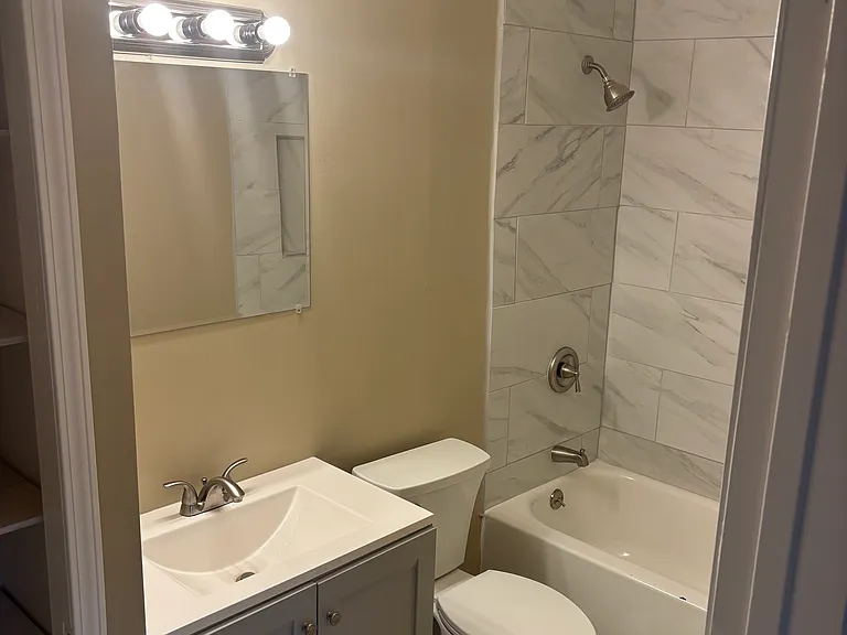 2162 Lamar St #4 — Photo 3